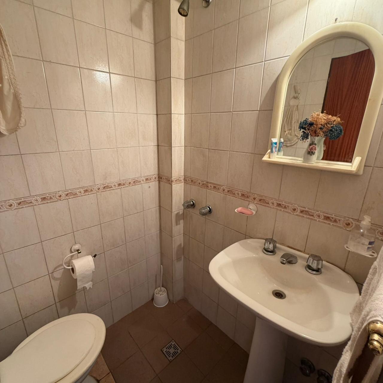 VIVIENDA MULTIFAMILIAR EN ISIDRO CASANOVA - 26