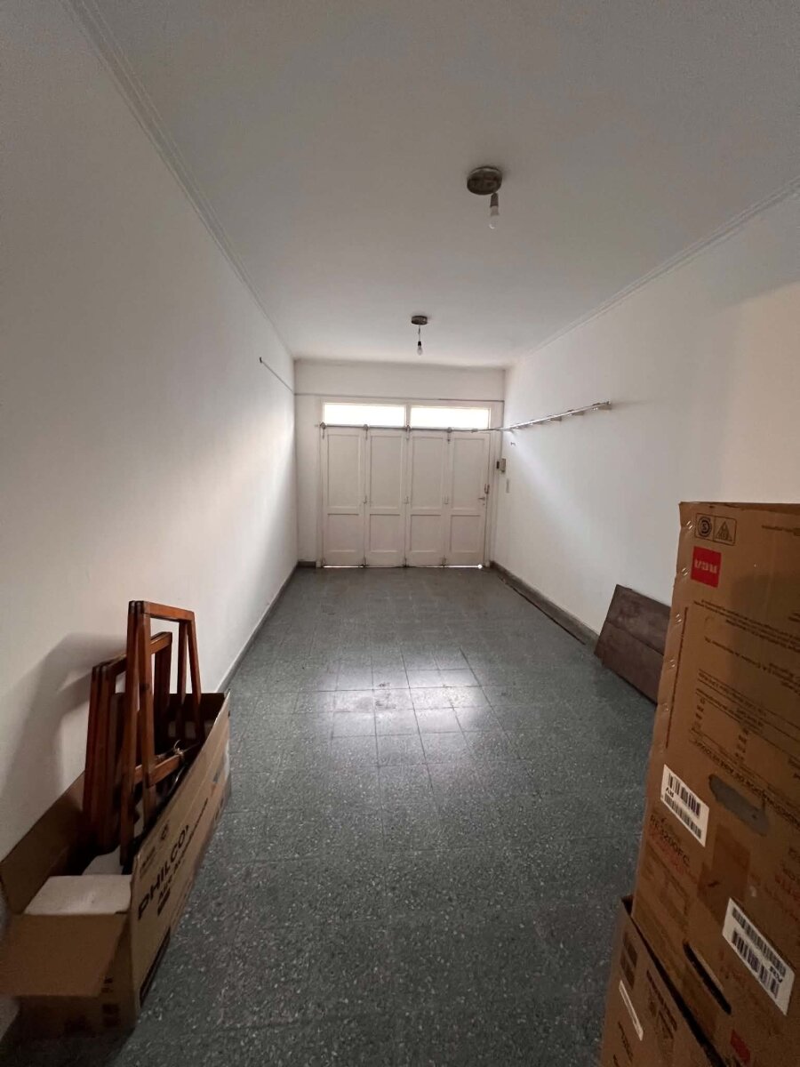 Propiedad ubicada sobre calle Sardén al 700 - 12