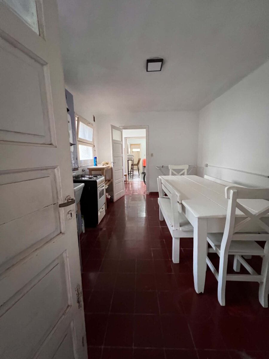 Propiedad ubicada sobre calle Sardén al 700 - 9