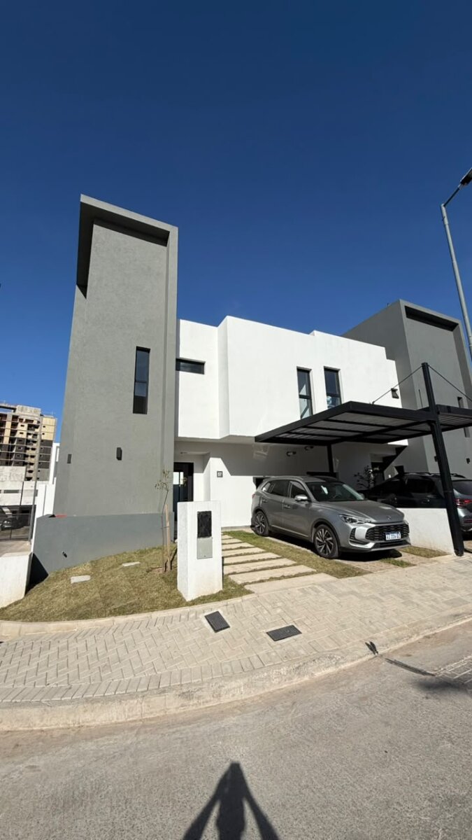 A ESTRENAR - Duplex tres Dormitorios - Miradores de Manantiales 2 - Imagen 18