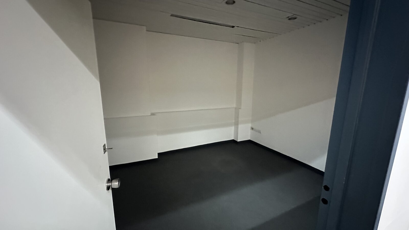 Local comercial / oficinas en alquiler - 13