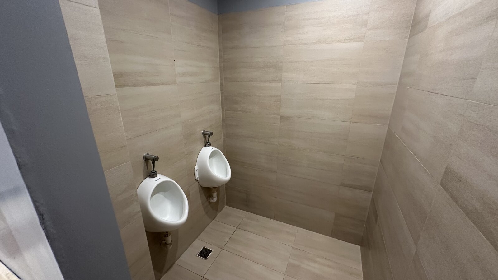 Local comercial / oficinas en alquiler - 20