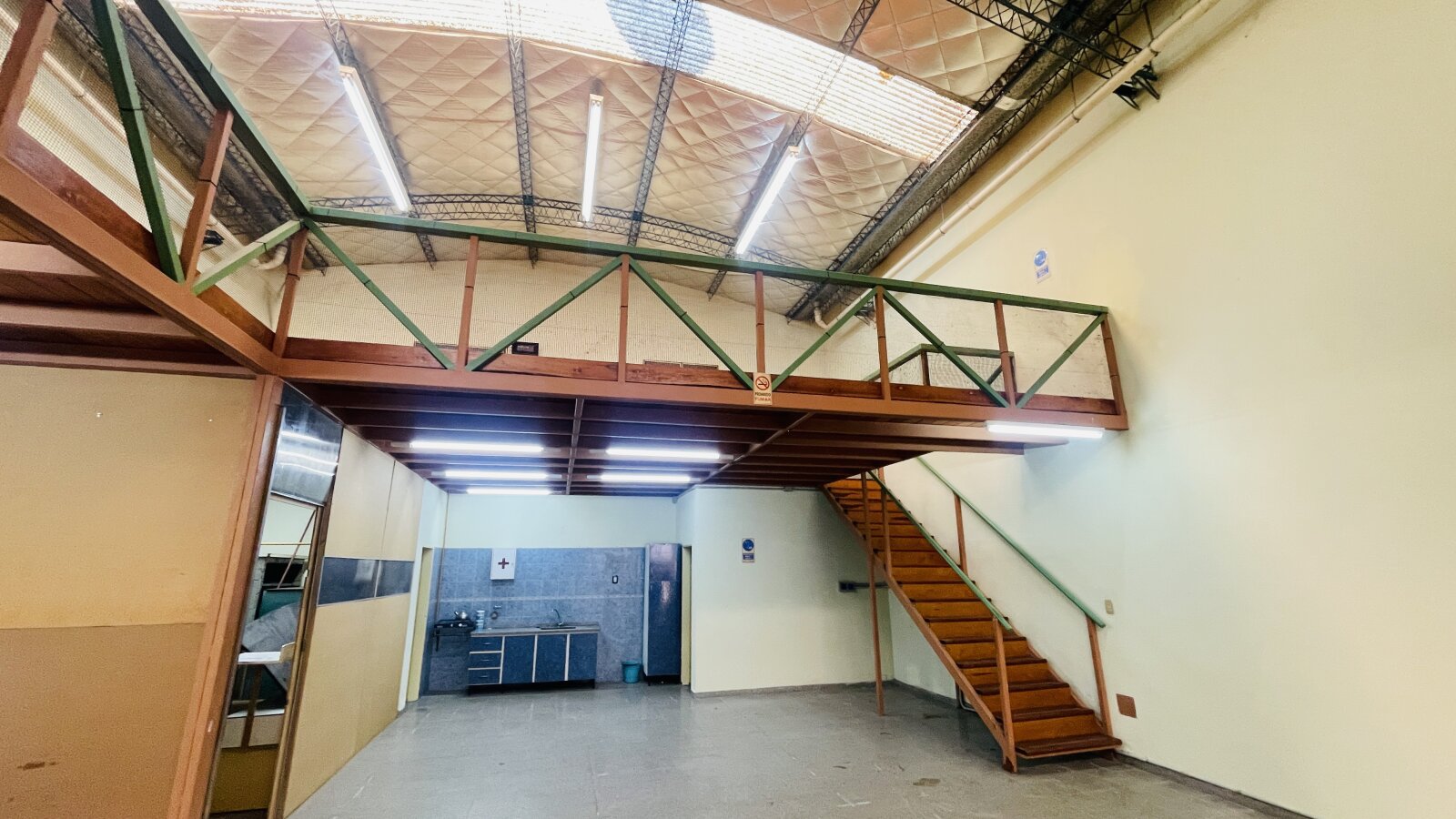 Galpón en Venta - Barrio Grafico - 21