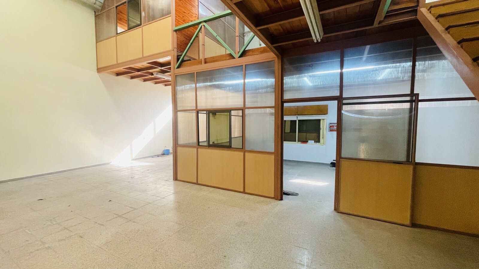 Galpón en Venta - Barrio Grafico - 6