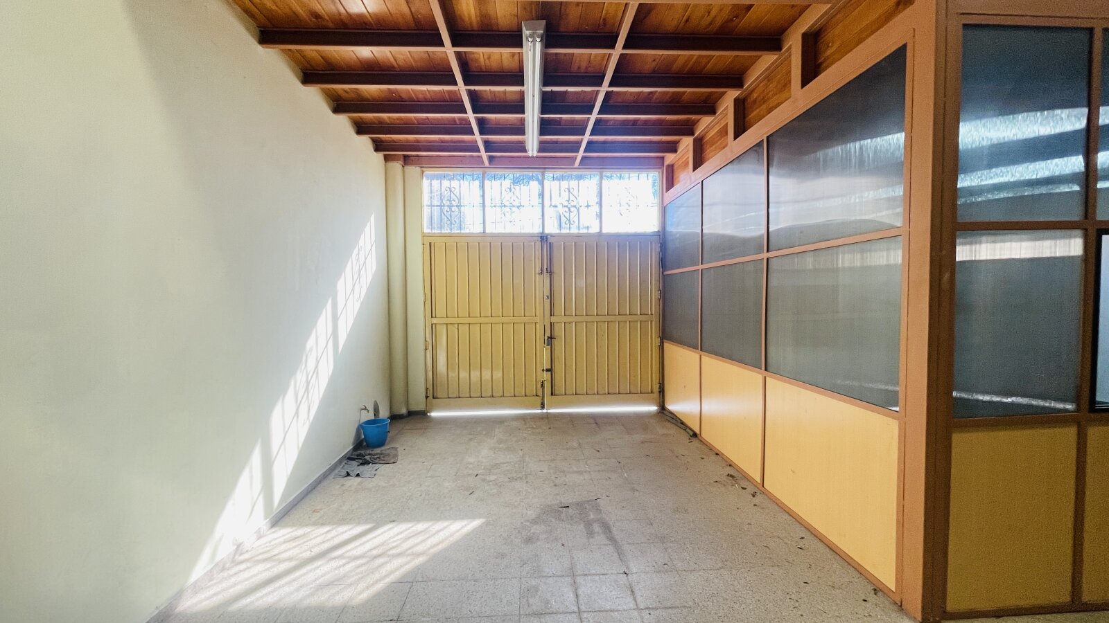 Galpón en Venta - Barrio Grafico - 2