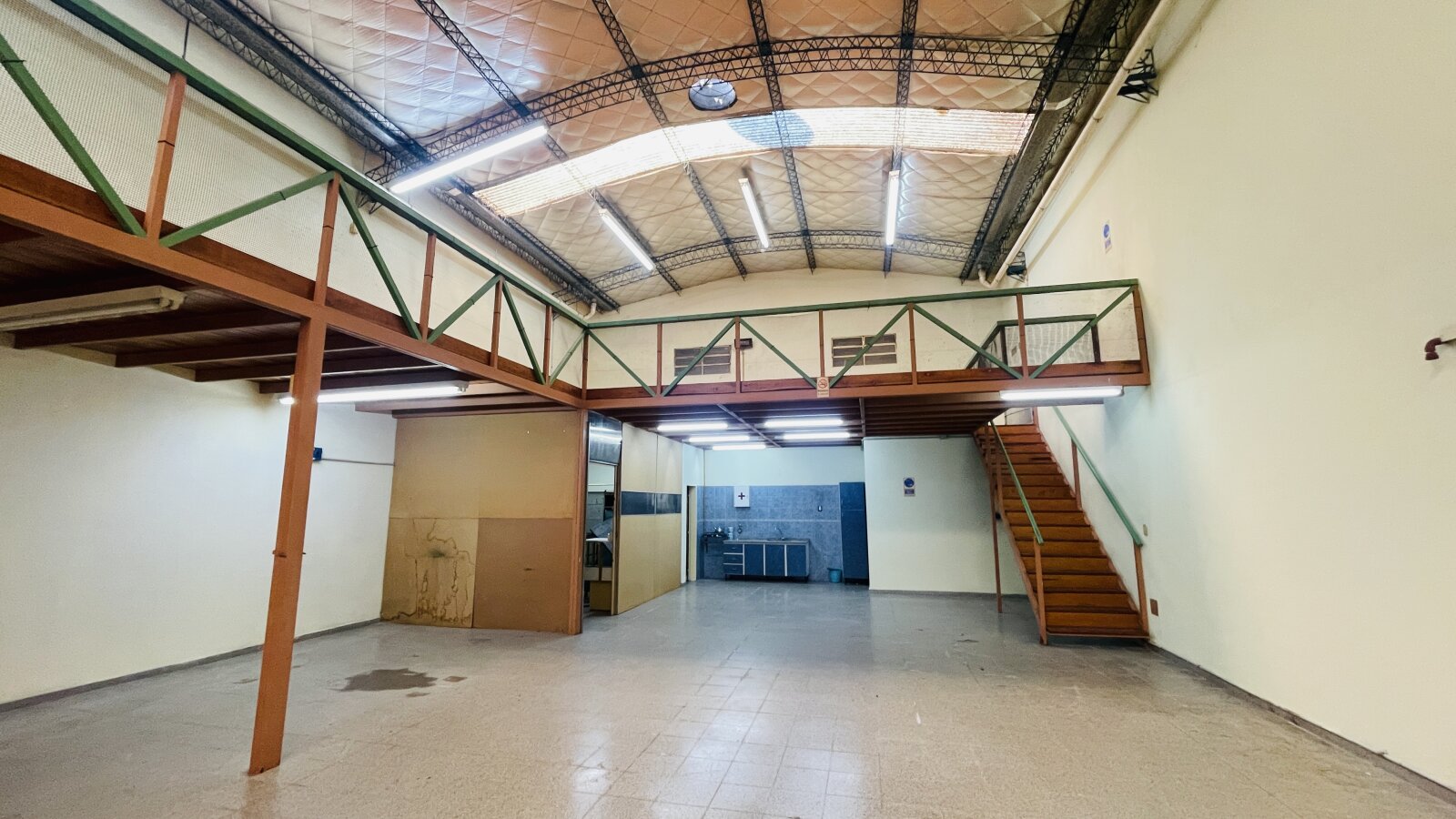 Galpón en Venta - Barrio Grafico - 22