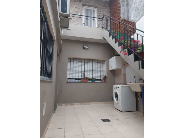 Departamentos de pasillo - Rosario - Venta