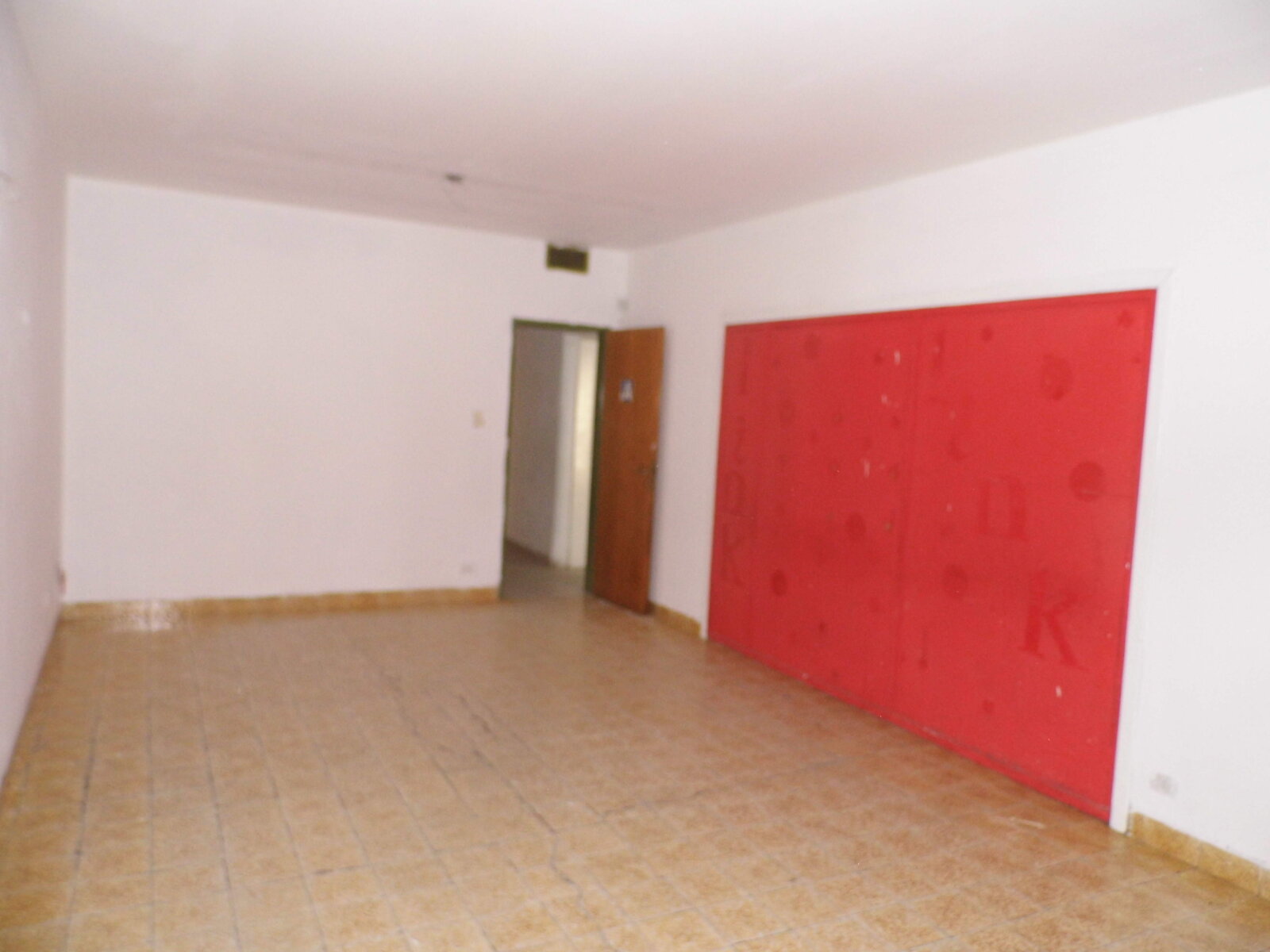 CASA CENTRICA IDEAL PARA INSTITUCIONES EDUCATICAS, CENTROS DE SALUD, CENTRO DE FORMACION, ETC. - 8