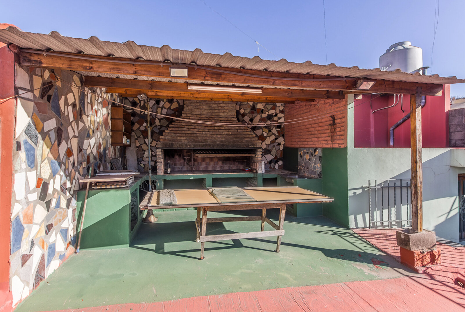 Casa 4 ambientes con patio y quincho en Pompeya - 28