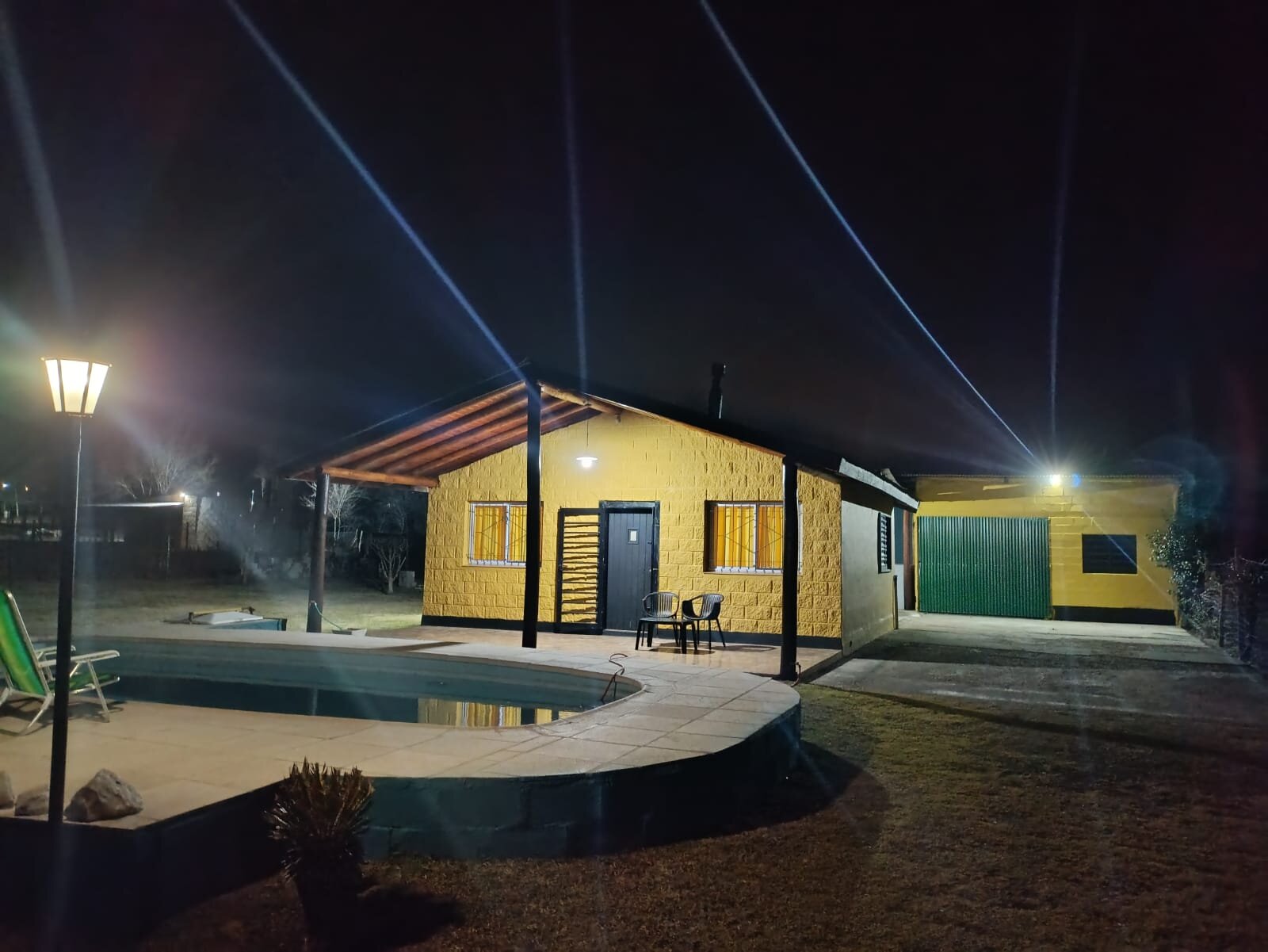 Casa, Jardín, Pileta y Galpón... algo más? - Imagen 2