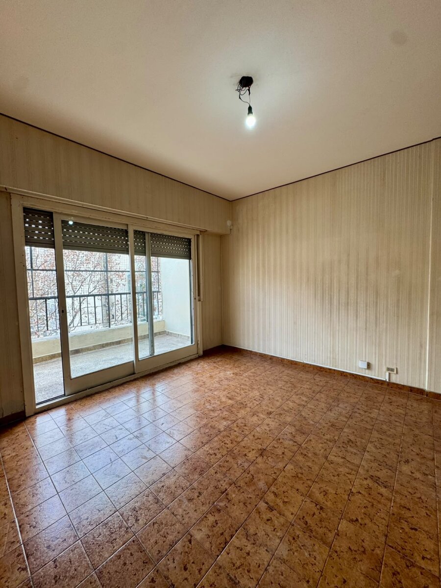 ALQUILER DEPARTAMENTO 3 AMBIENTES CON BALCON TERRAZA Y PARRILLA - RIVERA INDARTE 200 FLORES - 2