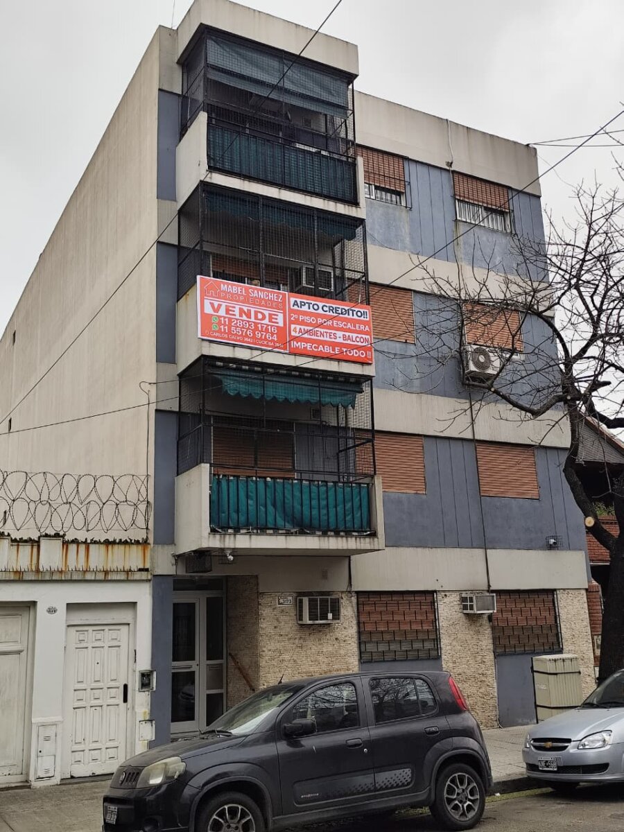 VENTA DEPARTAMENTO 4 AMBIENTES POMPEYA POR ESCALERA - 1