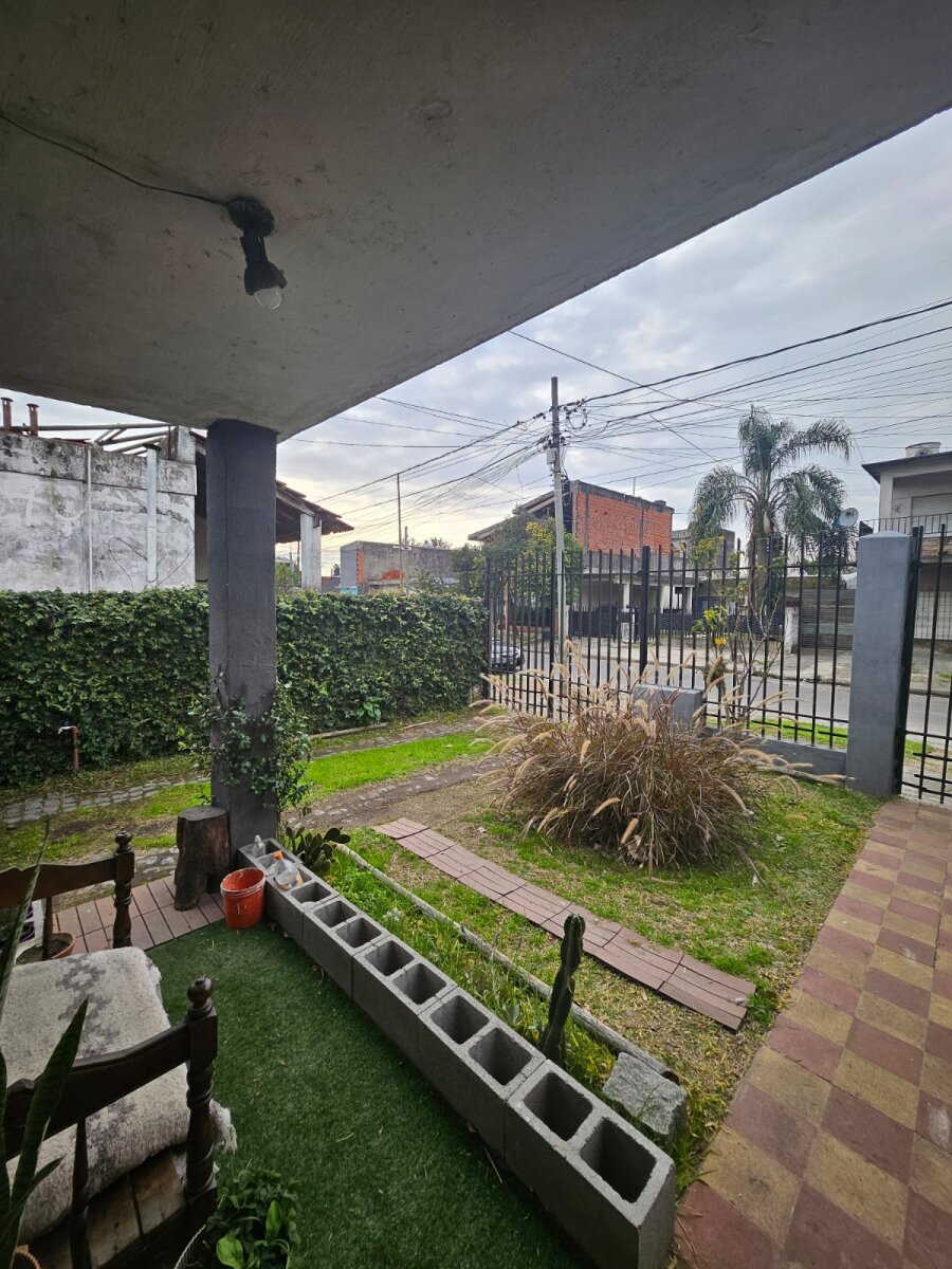 HERMOSA CASA 3AMB EN VENTA EN VILLA TESEI - 4