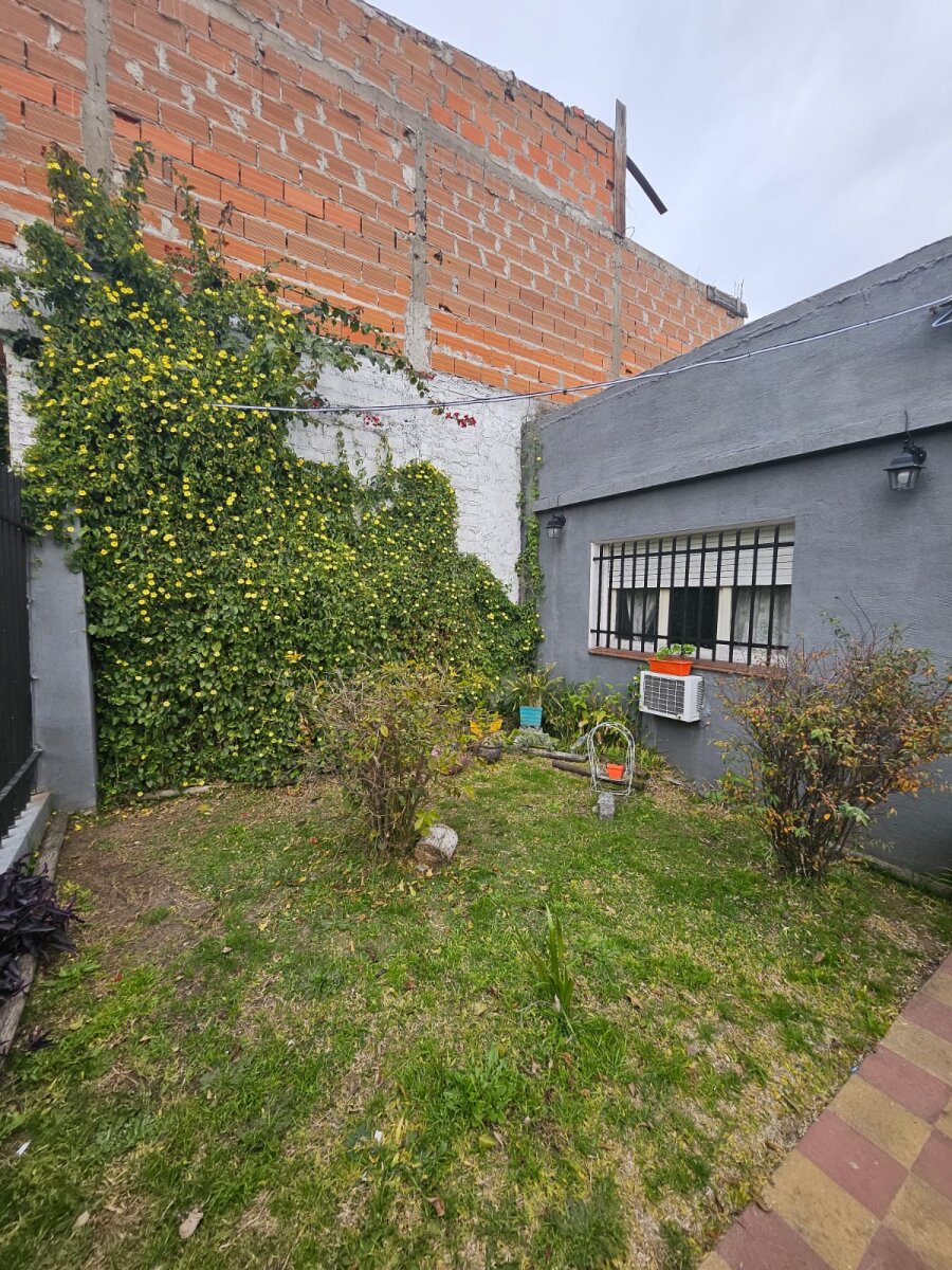 HERMOSA CASA 3AMB EN VENTA EN VILLA TESEI - 3