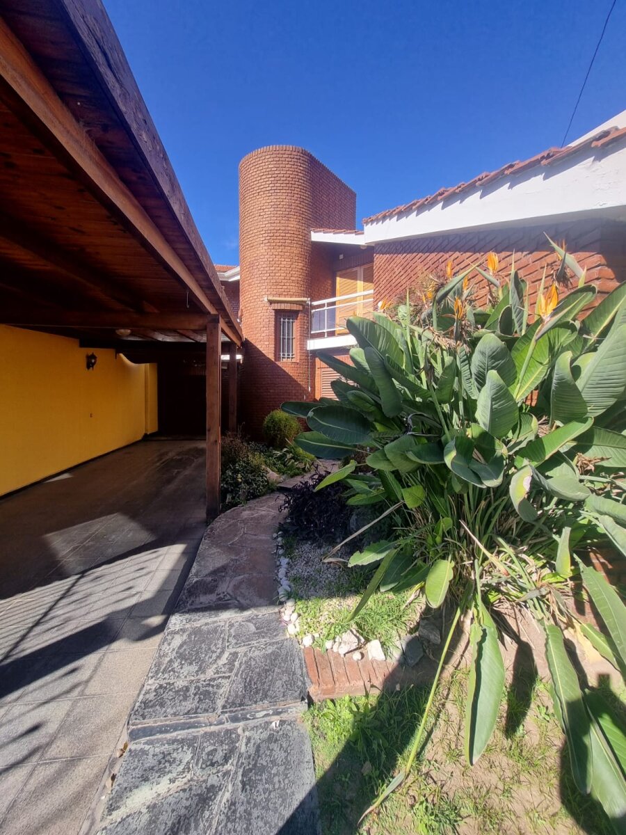 Vendo B° Ayacucho ( detalles de categoria) - Imagen 7