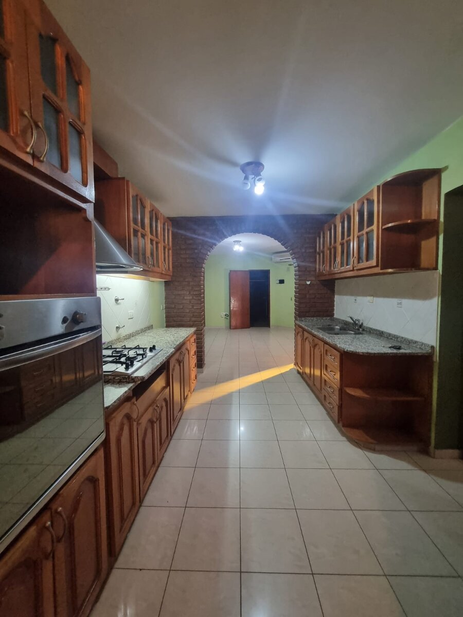 Vendo B° Ayacucho ( detalles de categoria) - Imagen 17