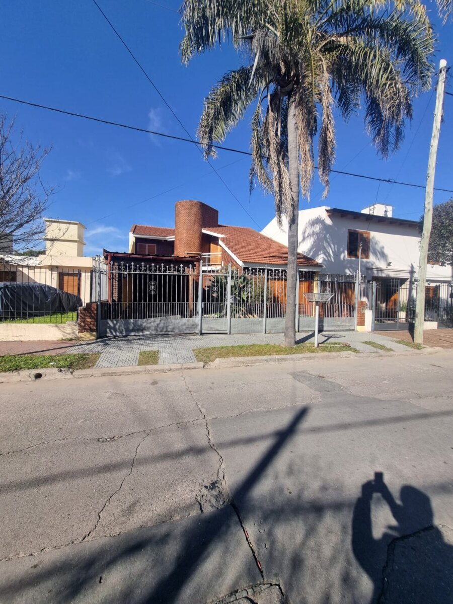 Vendo B° Ayacucho ( detalles de categoria) - Imagen 3