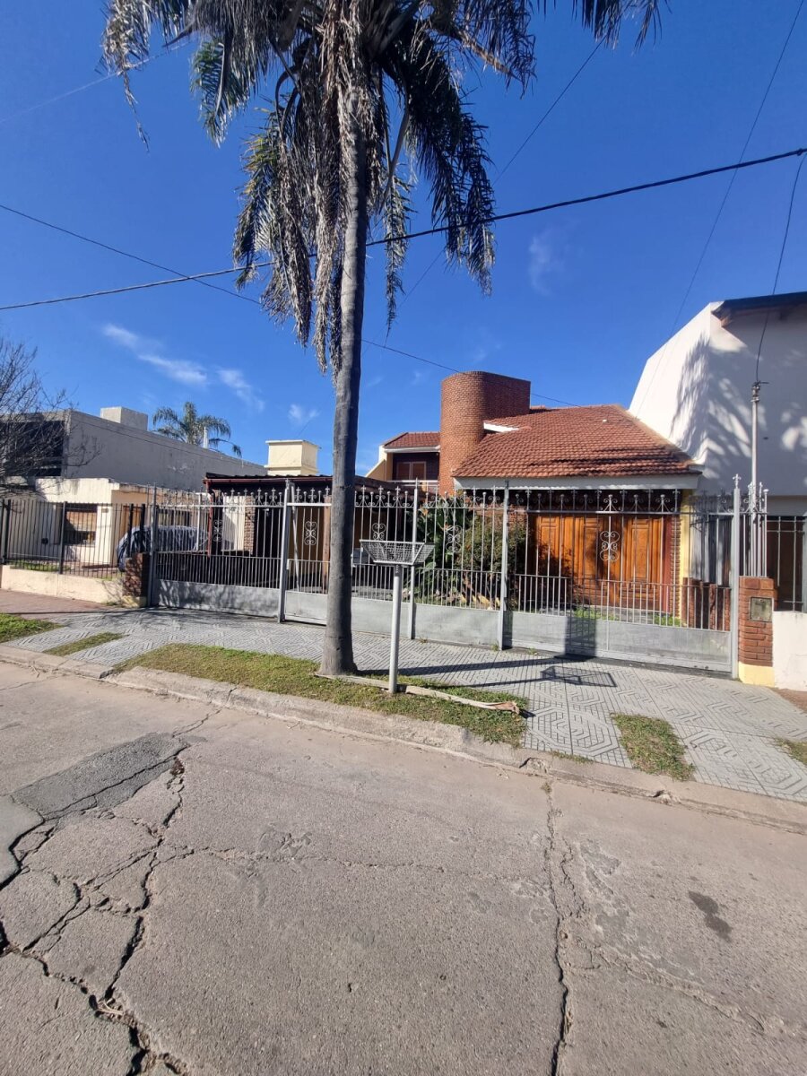 Vendo B° Ayacucho ( detalles de categoria) - Imagen 4