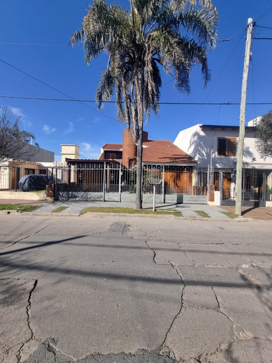 Vendo B° Ayacucho ( detalles de categoria) - Imagen 5