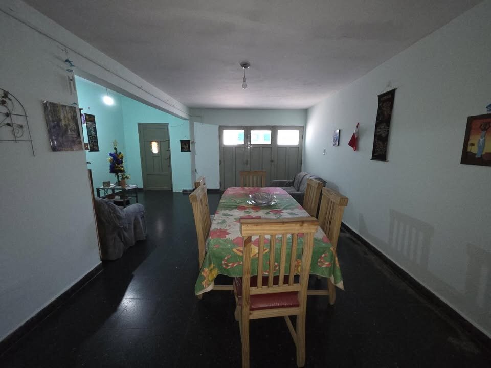 006 Casa 3 dormitorios y cochera Barrio San Nicolás - Imagen 3