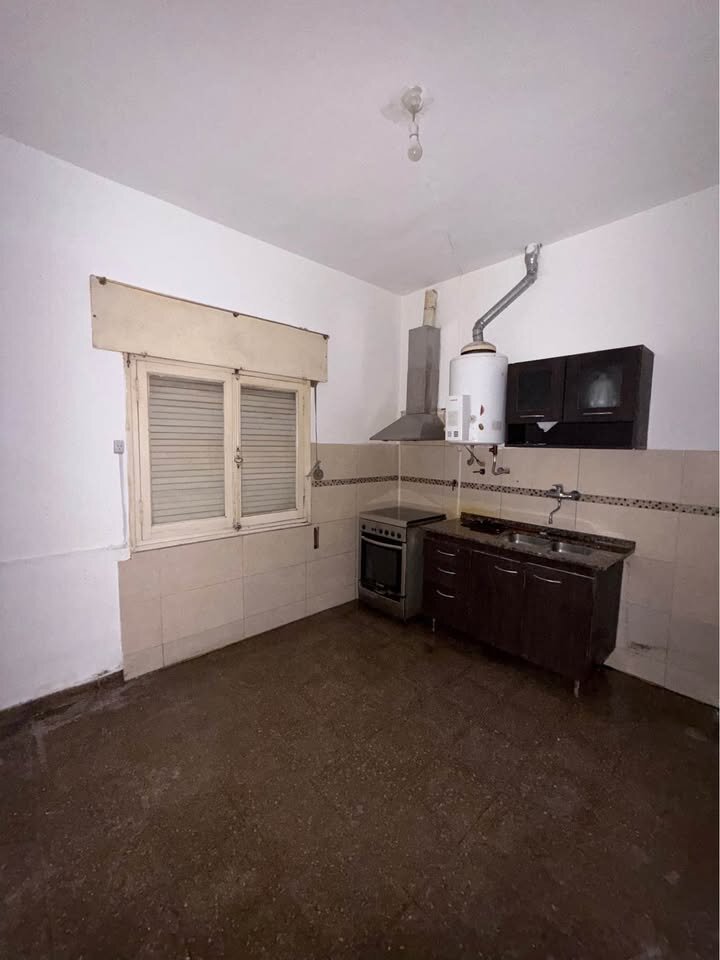 006 Casa de 3 Dormitorios con Patio y cochera APTA CRÉDITO - Imagen 6