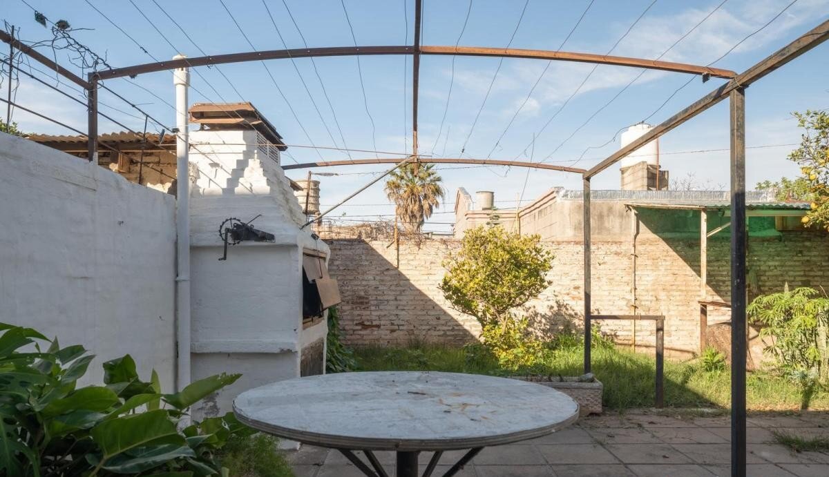 006 Casa de 2 Dormitorios 2 Baños en Barrio San Nicolás Apta Crédito - Imagen 7
