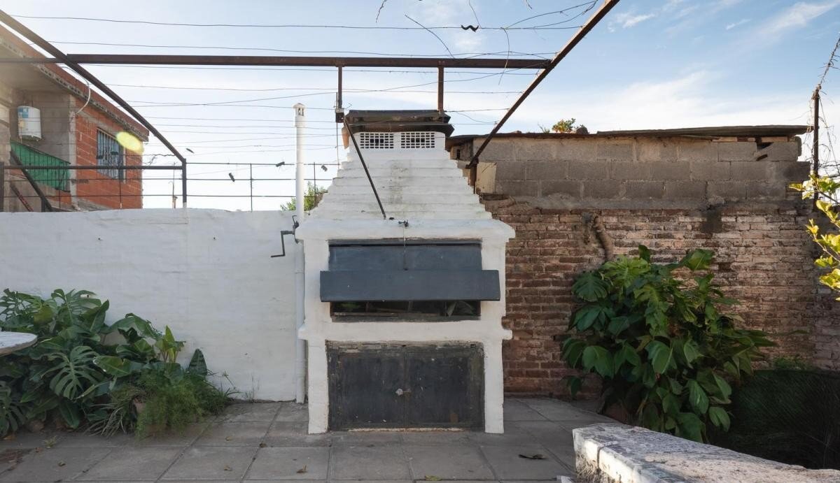 006 Casa de 2 Dormitorios 2 Baños en Barrio San Nicolás Apta Crédito - Imagen 8