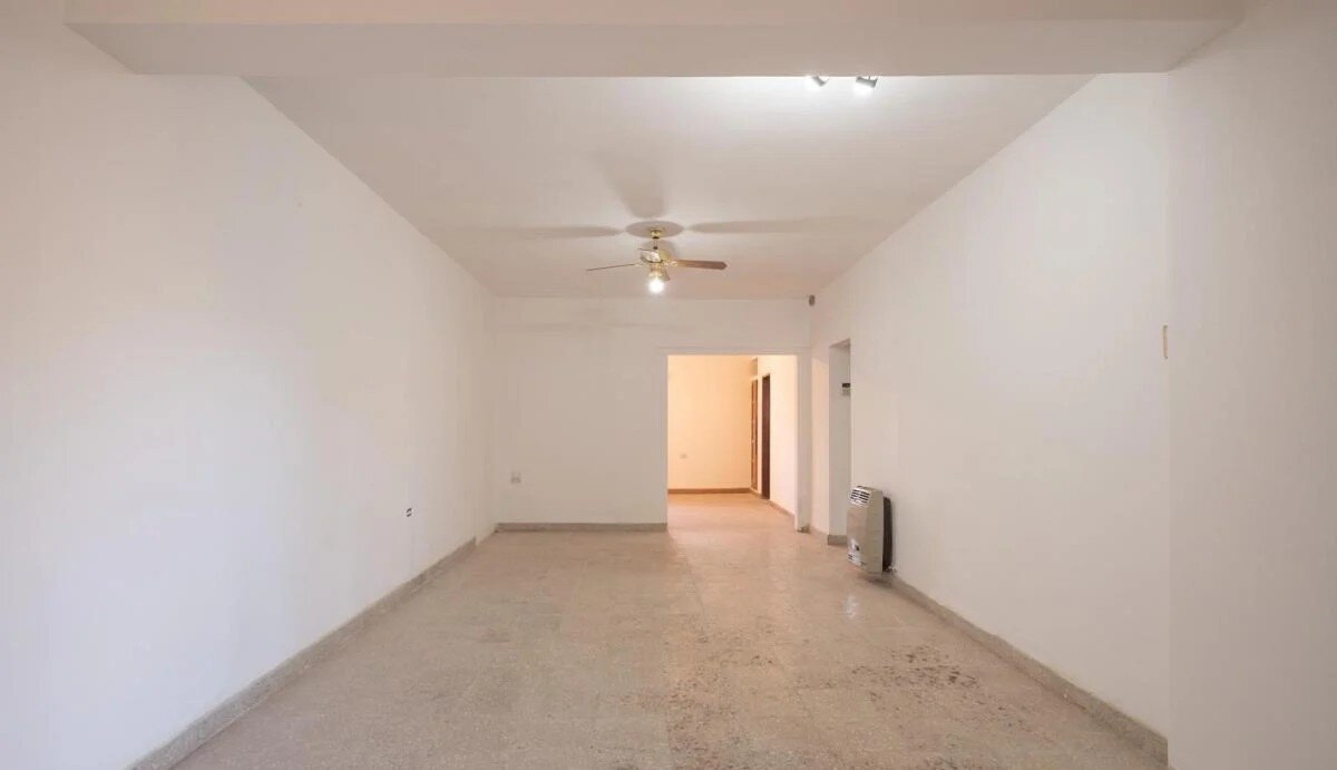 006 Casa de 2 Dormitorios 2 Baños en Barrio San Nicolás Apta Crédito - Imagen 2