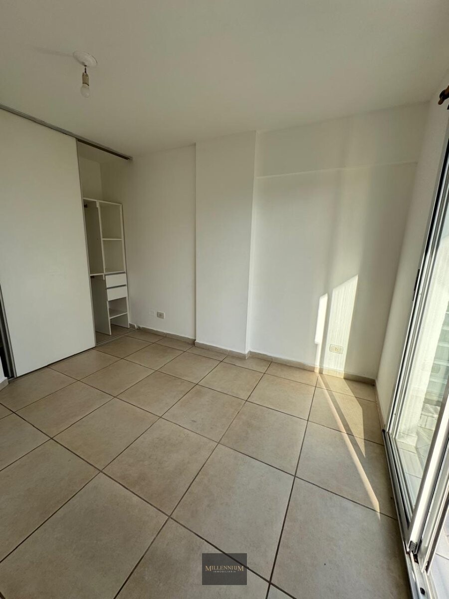 Departemento 1 dormitorio con balcon externo Alto Alberdi - Imagen 3