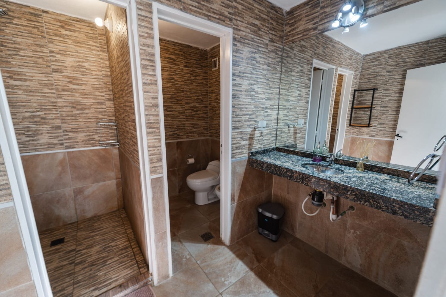 CASA EN ALQUILER EN VILLA BELGRANO – COMPLEJO CON PILETA - Imagen 6