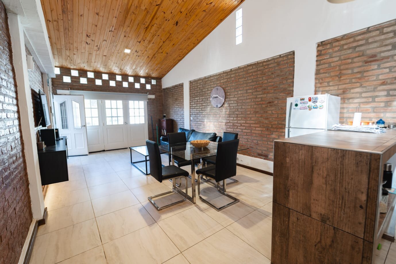 CASA EN ALQUILER EN VILLA BELGRANO – COMPLEJO CON PILETA - Imagen 2