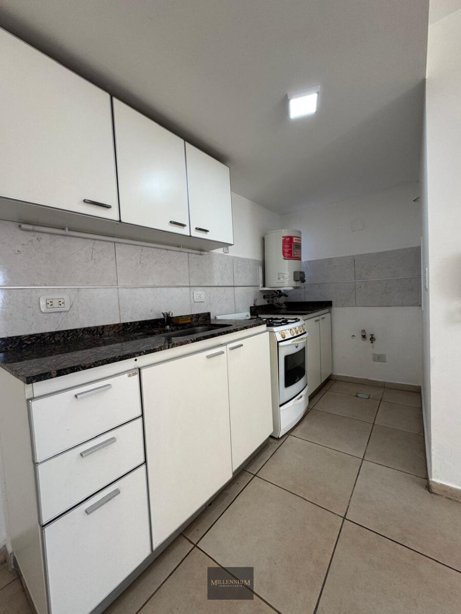 Semi piso 2 dorm y 2 baños con Balcon en alquiler- Alto Alberdi - Imagen 20