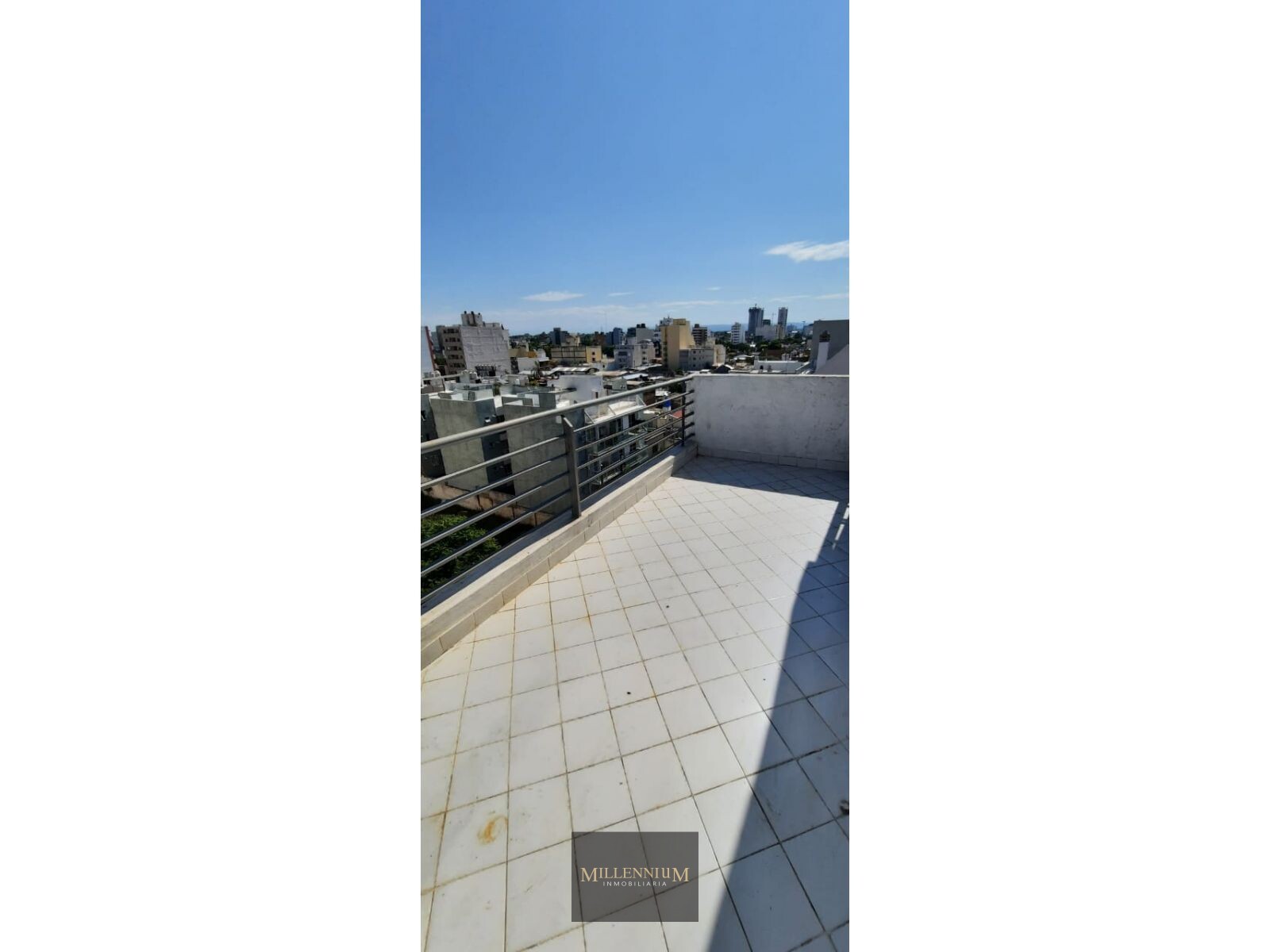 Semi piso 2 dorm y 2 baños con Balcon en alquiler- Alto Alberdi - Imagen 5