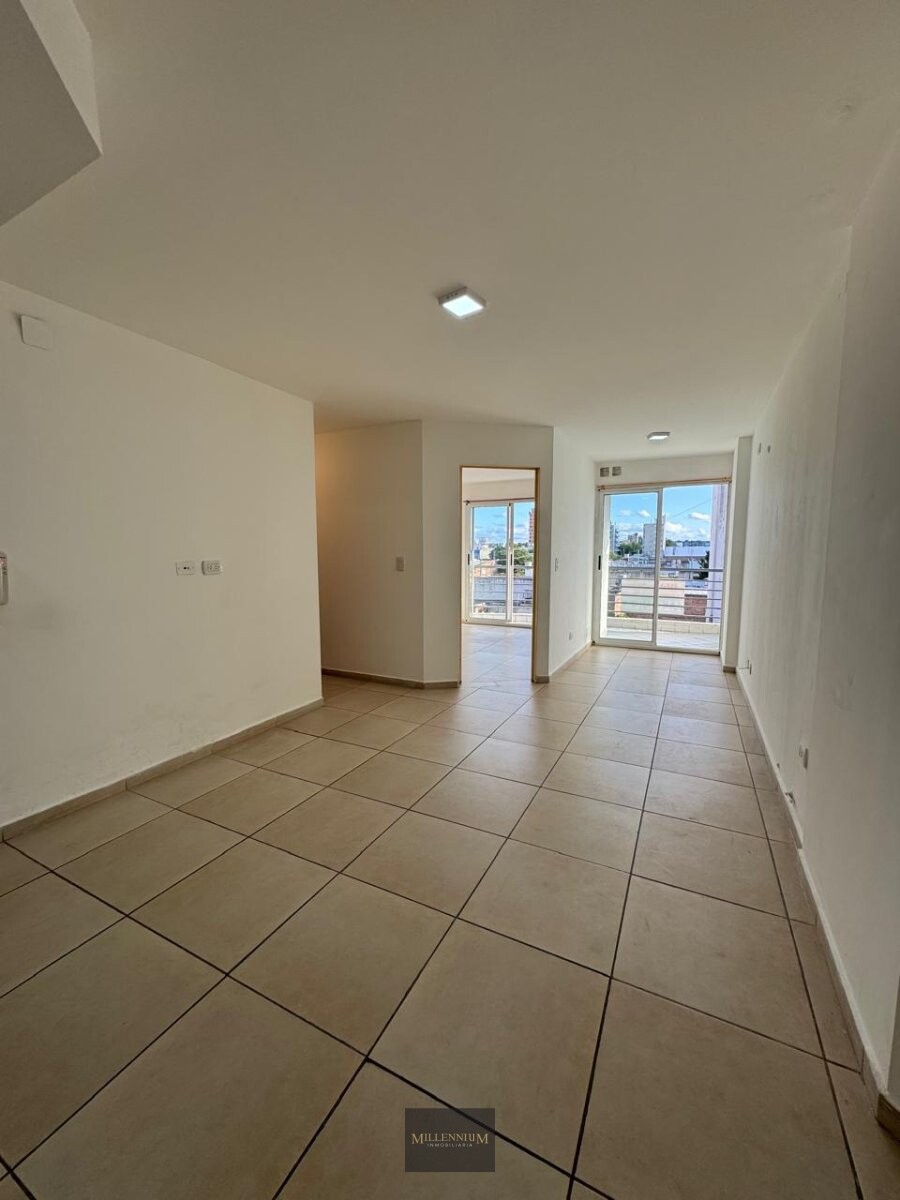 Semi piso 2 dorm y 2 baños con Balcon en alquiler- Alto Alberdi - Imagen 23