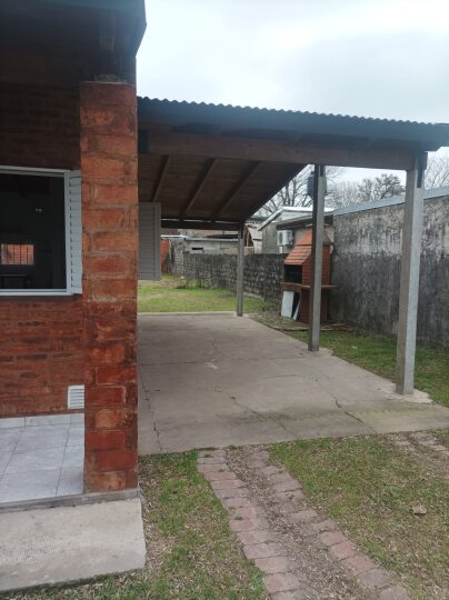 Casas - Rosario -  Alquiler