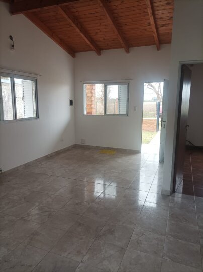 Casas - Rosario -  Alquiler