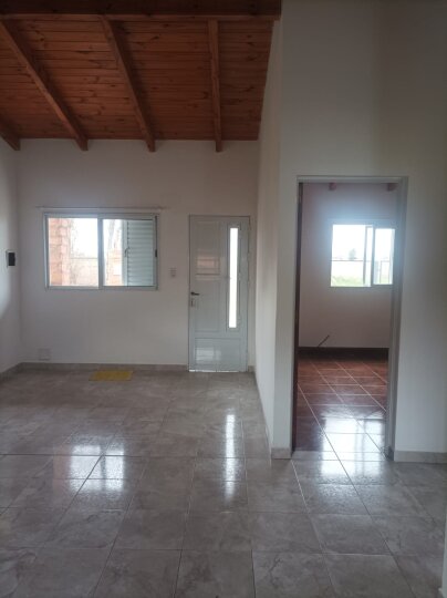 Casas - Rosario -  Alquiler