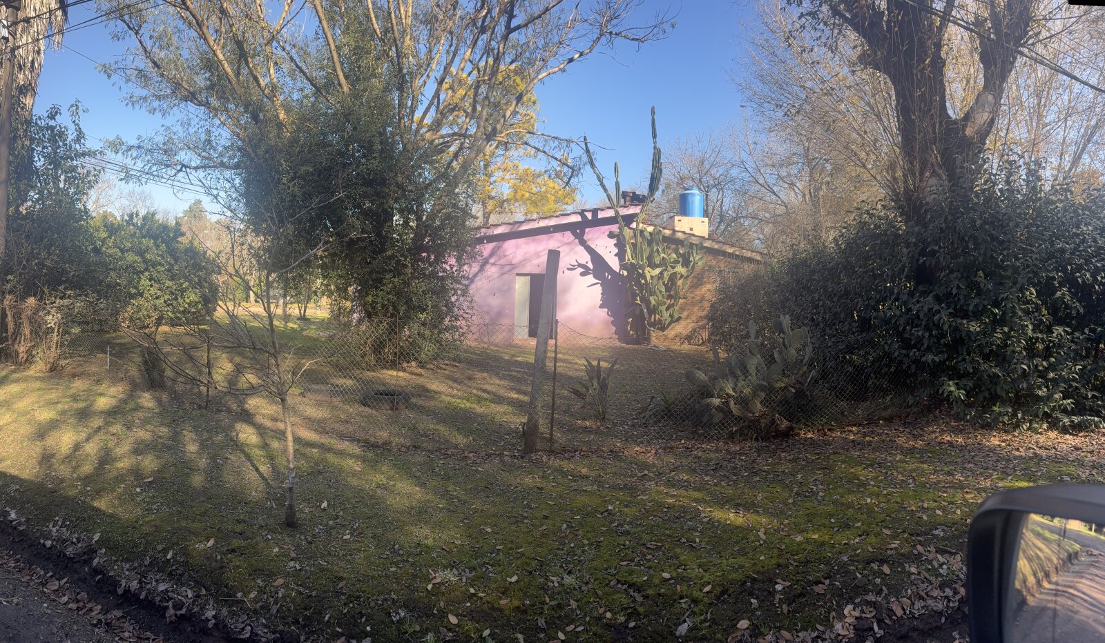 ROLDAN - CASA EN VENTA -ESQUINA RESIDENCIAL CON CASA A RECICLAR - 2500m2 - 5