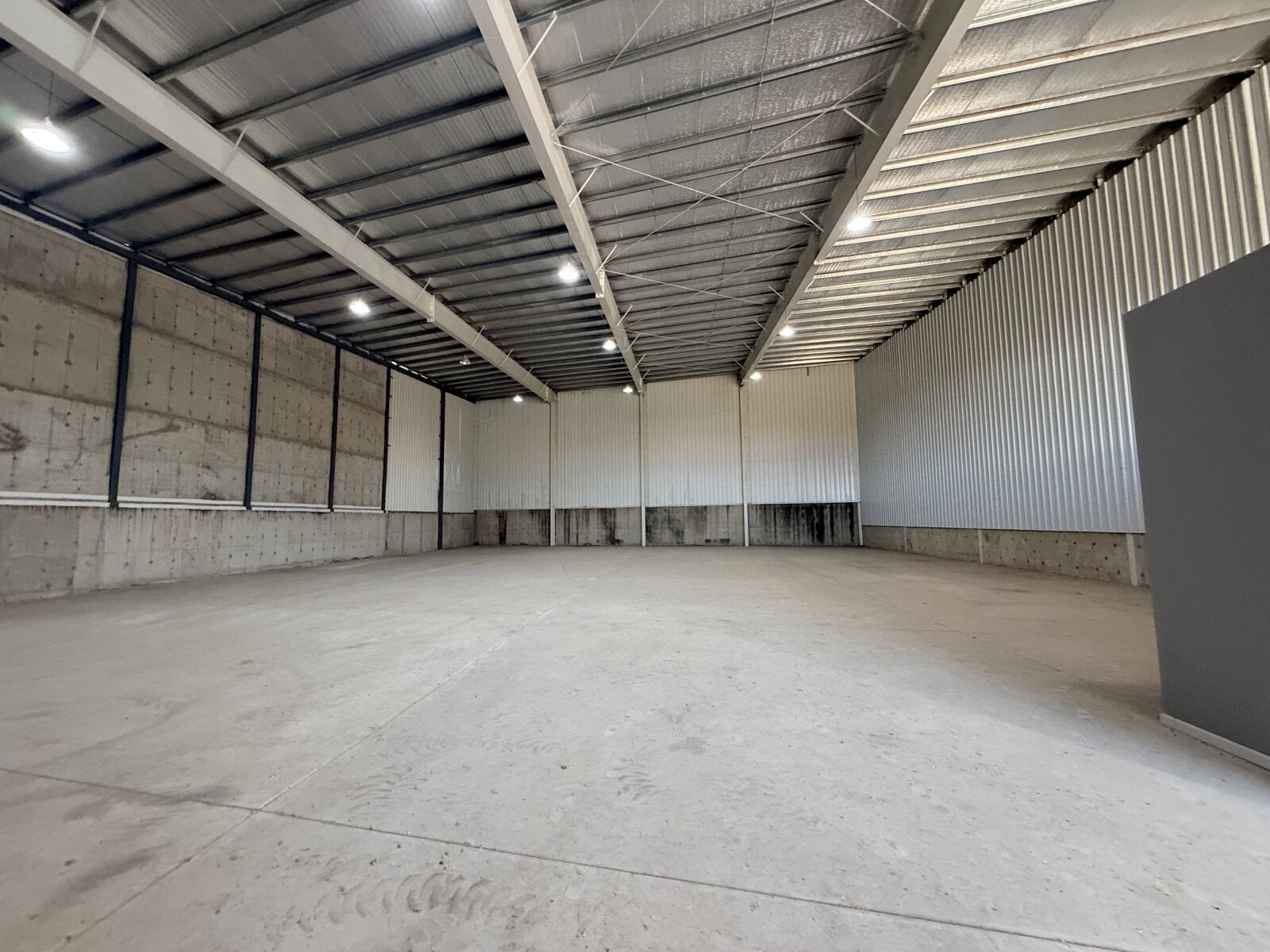 Micro Parque Industrial - Nave 850 m2 - 2