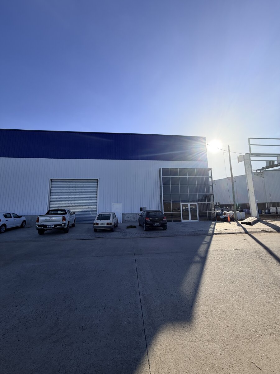 Micro Parque Industrial - Nave 850 m2 - 12