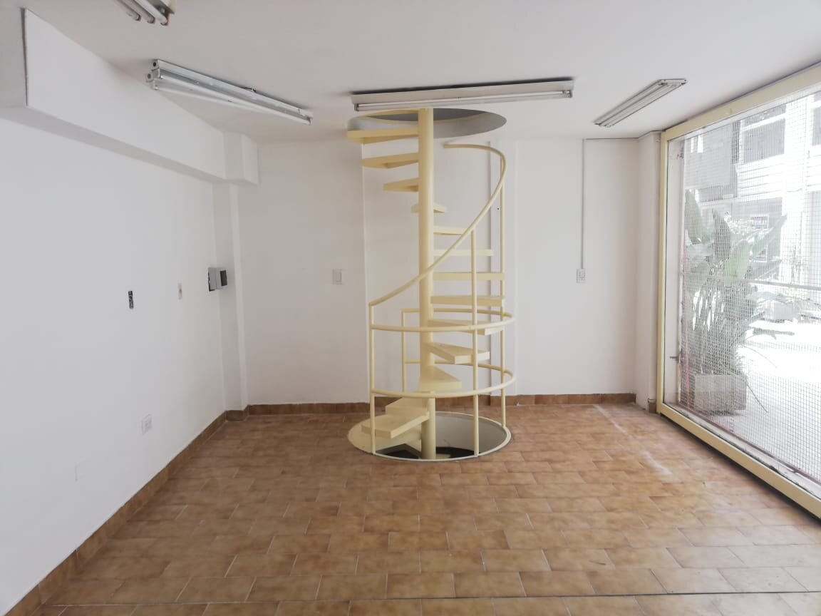 Local Comercial 72m² en San Martín 200 - Centro - Excelente Ubicación
