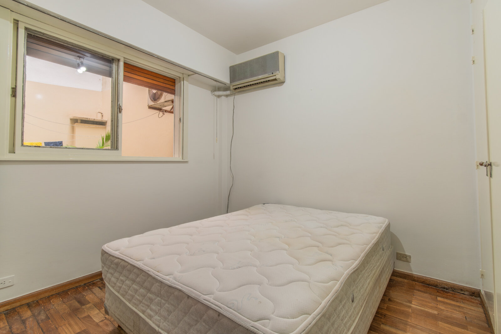 VENTA. DEPARTAMENTO 2 AMBIENTES. CON PATIO. RETIRO - 6