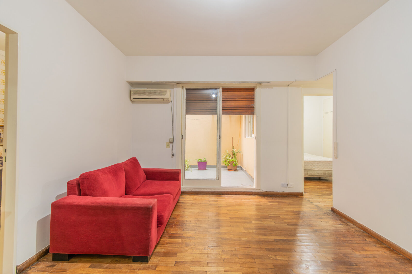 VENTA. DEPARTAMENTO 2 AMBIENTES. CON PATIO. RETIRO - 9