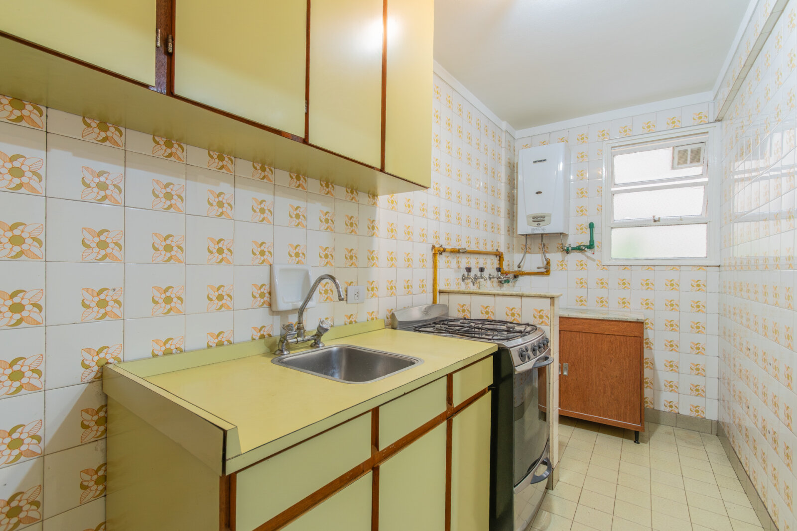 VENTA. DEPARTAMENTO 2 AMBIENTES. CON PATIO. RETIRO - 5
