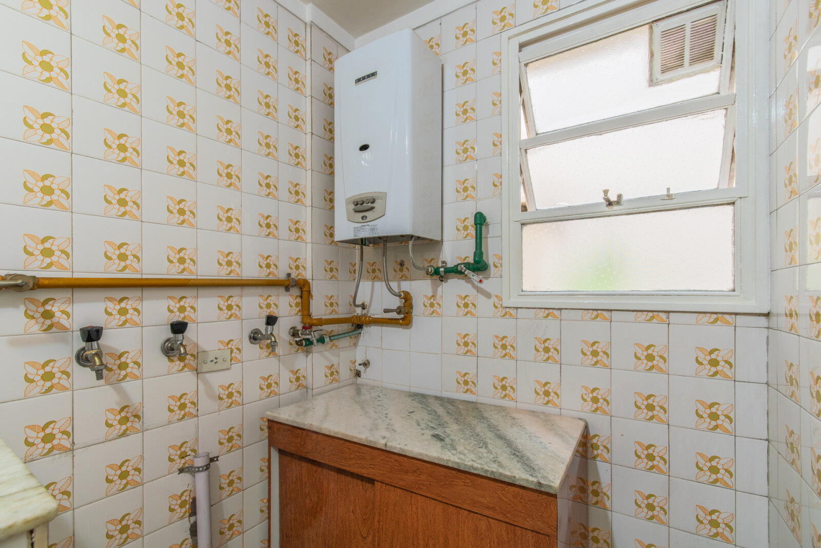 VENTA. DEPARTAMENTO 2 AMBIENTES. CON PATIO. RETIRO - 15
