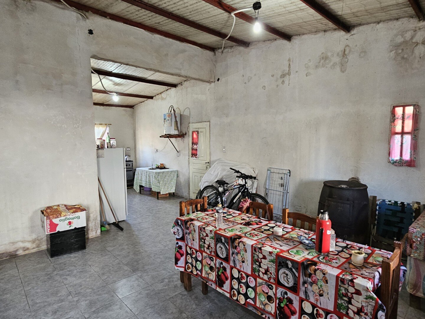 VENTA | Casa de 3 dormitorios sobre amplio terreno! Coronel Pringles, entre Liniers y Boulevard Brown - 5