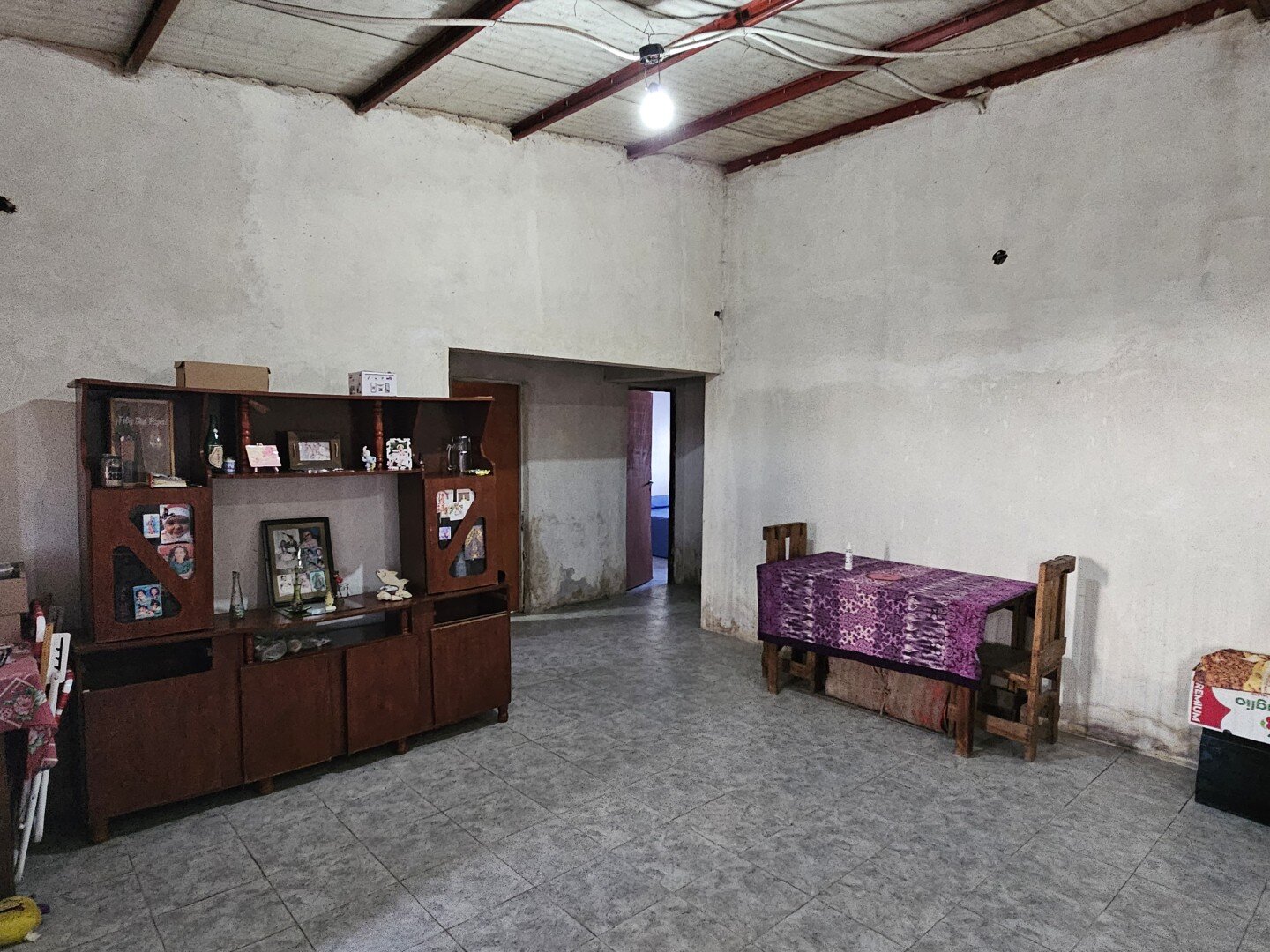 VENTA | Casa de 3 dormitorios sobre amplio terreno! Coronel Pringles, entre Liniers y Boulevard Brown - 4