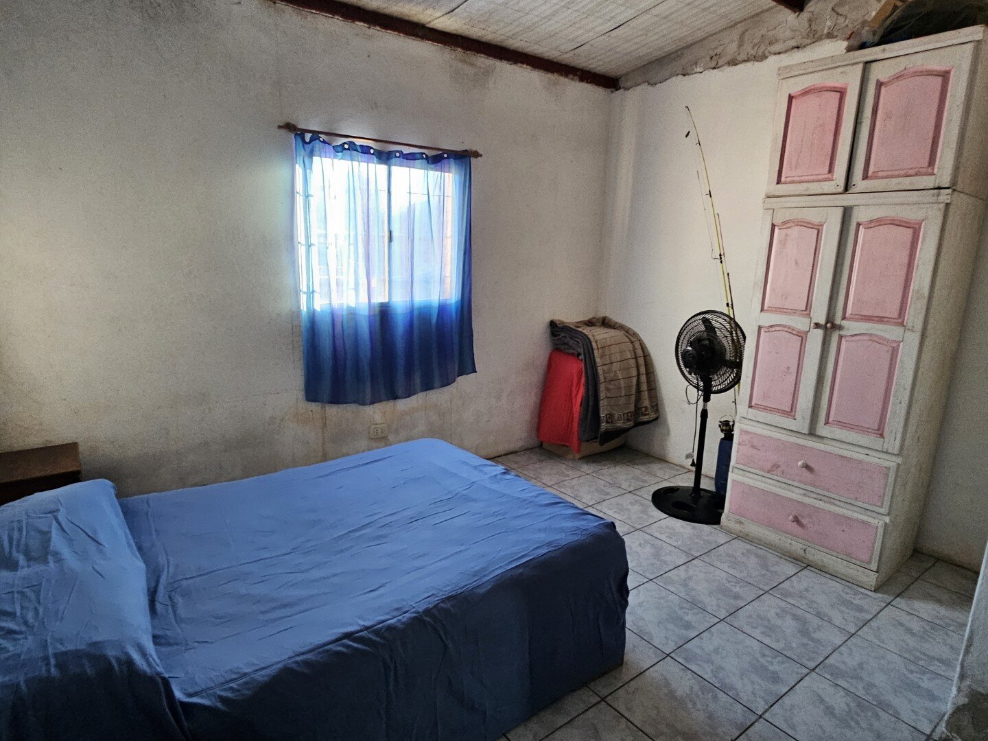 VENTA | Casa de 3 dormitorios sobre amplio terreno! Coronel Pringles, entre Liniers y Boulevard Brown - 13