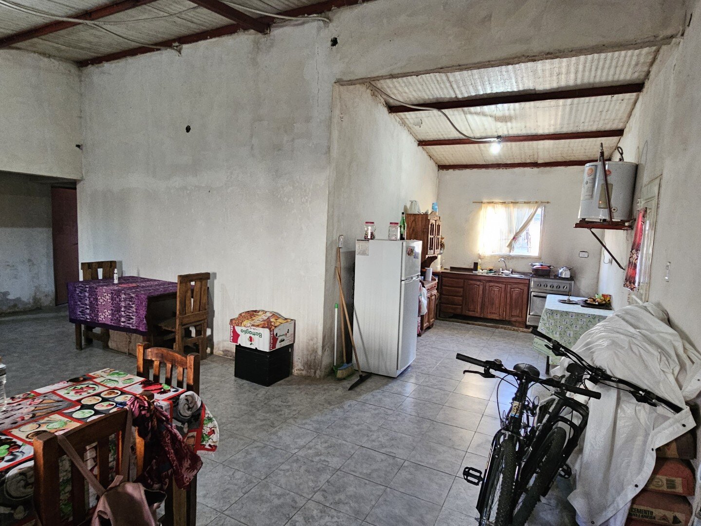 VENTA | Casa de 3 dormitorios sobre amplio terreno! Coronel Pringles, entre Liniers y Boulevard Brown - 6