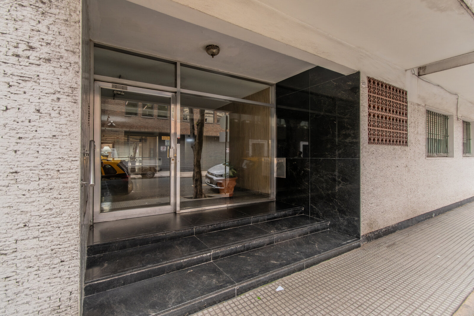 3 ambientes. C/Dependencia. A Reciclar. Orientación Norte. Muy Luminoso - 39